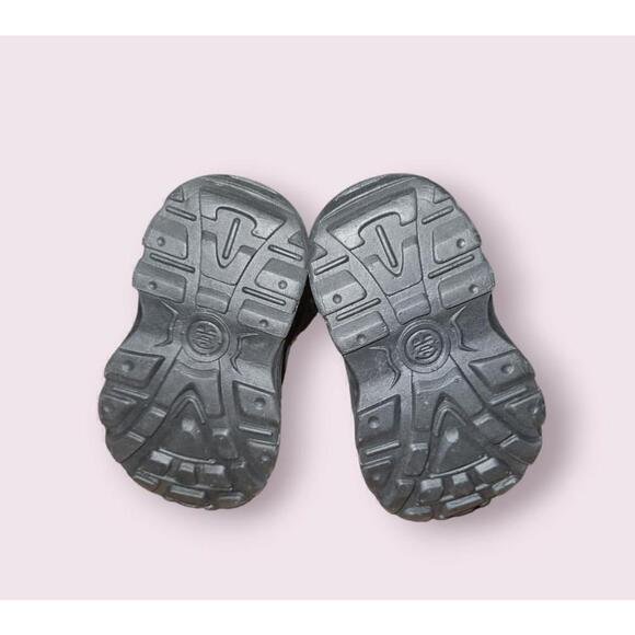 Kamik Winter Boots Size 5 Baby Toddler Silver Metallic - Picture 11 of 13